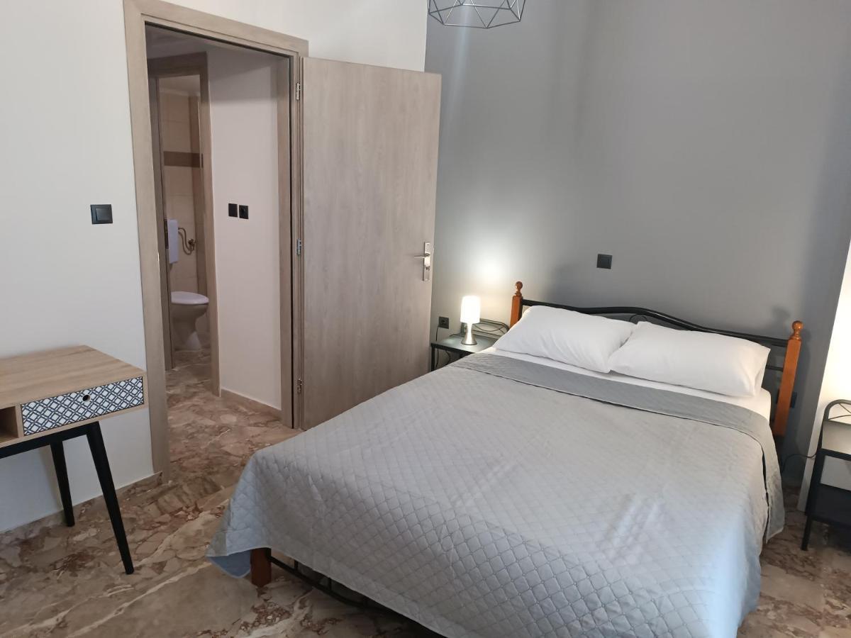 Sunshine Apartment Kalamata Exterior foto